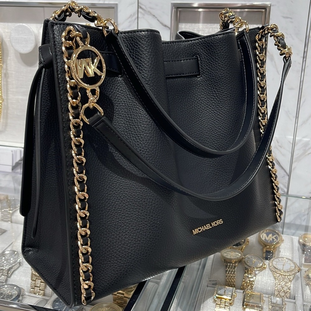MICHAEL KORS Mina Large Chain Shoulder Tote Bag
Black 
NWT - Picture 14 of 16
